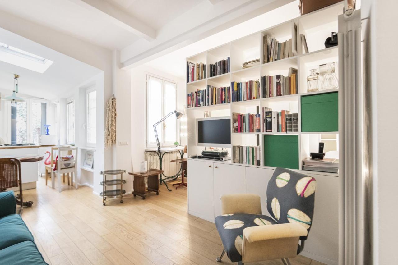 Easylife - Comodo Studio Con Terrazza Zona Navigli Milan Luaran gambar